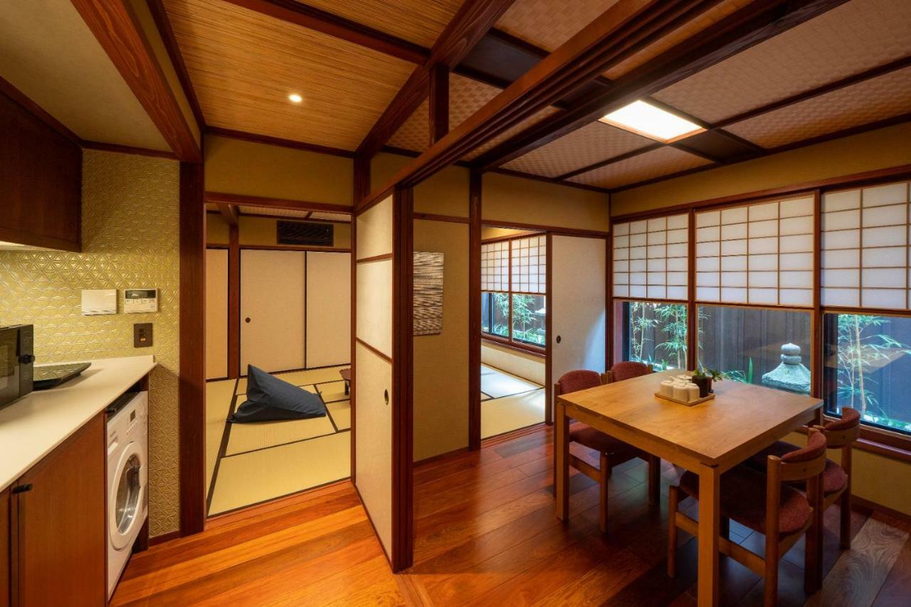 Utaimachi Hotell Kanazawa Rum bild